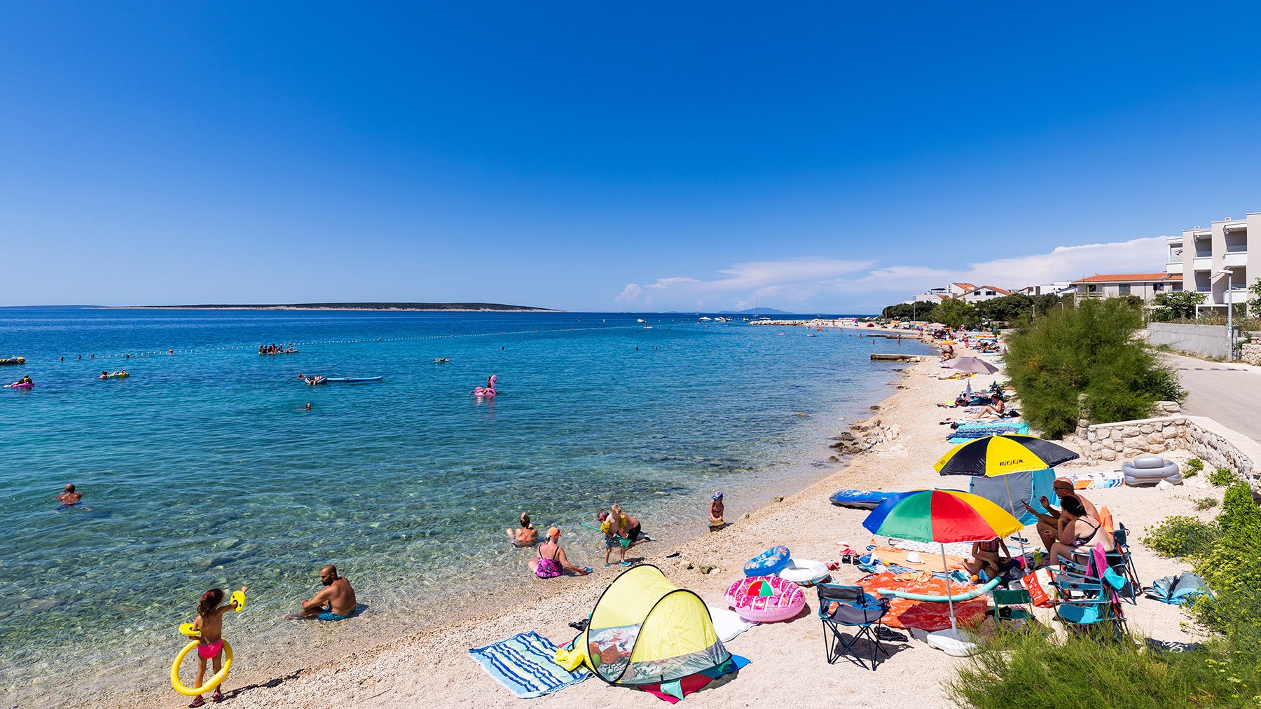 Strand Mandre auf der Insel Pag Strandführer von Kroati de